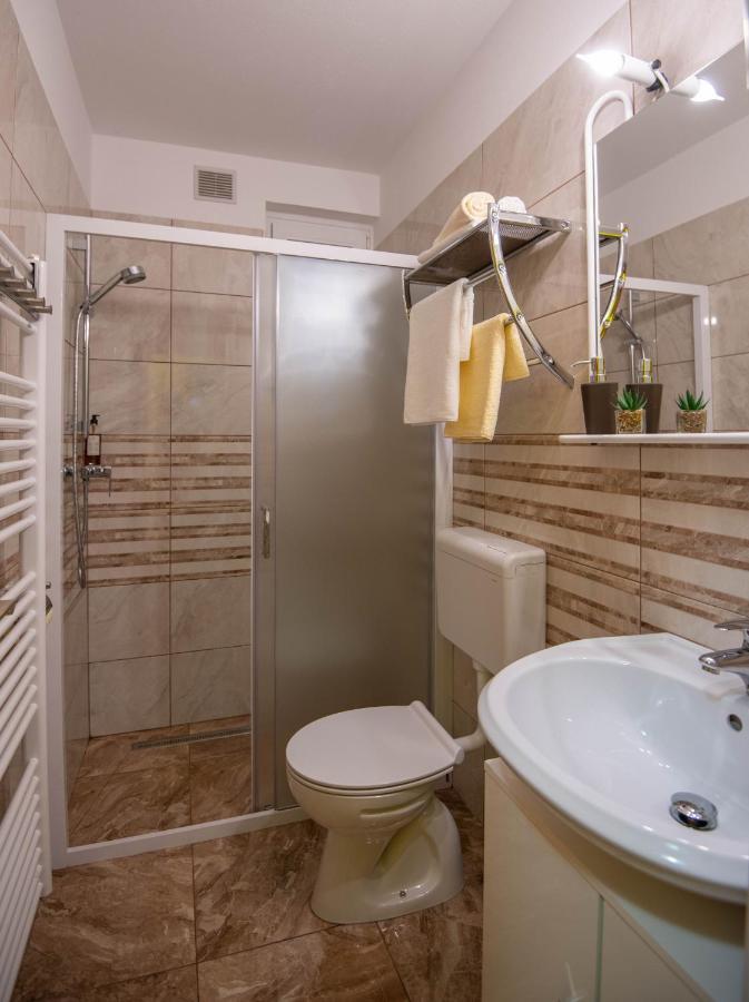 Apartments Vrenjak 2 Portoroz Exterior photo